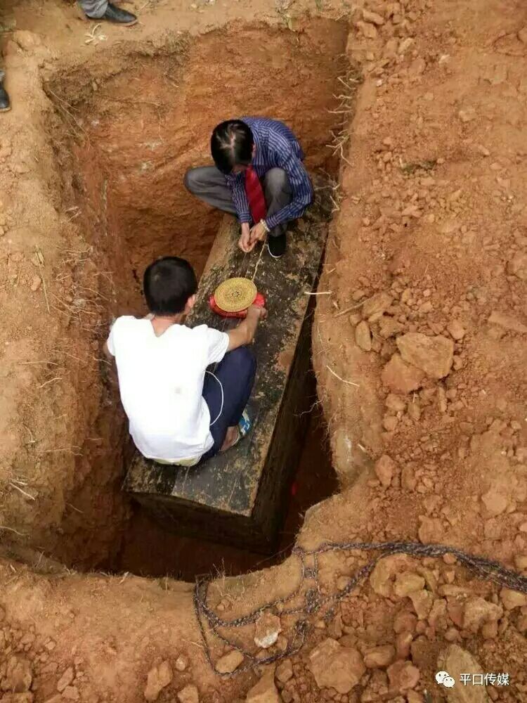 最灵破坏坟地风水_农村坟地风水_坟地风水图解