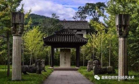 大富祖坟风水图解_大富大贵祖坟风水图解_出大富祖坟风水实例