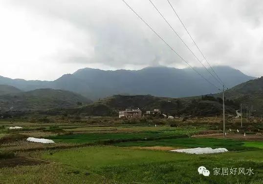 历代状元祖坟风水_祖坟风水影响几代人_古代状元祖坟风水传说